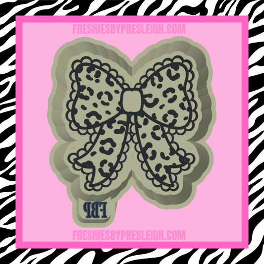 Leopard Bow Freshie Mold