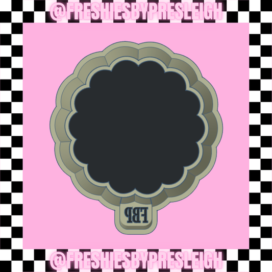 Scalloped Circle Border Freshie Mold