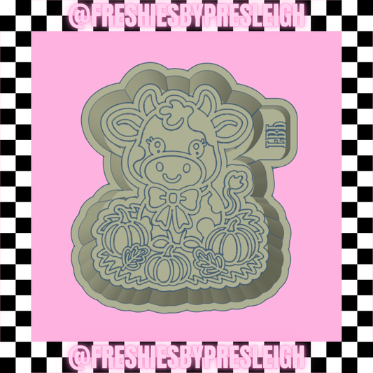 Fall Cow Freshie Mold